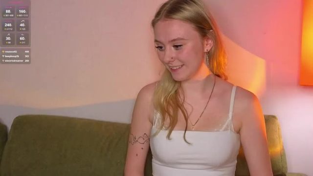 mimipaws's 34 min recorded cam show on Chaturbate