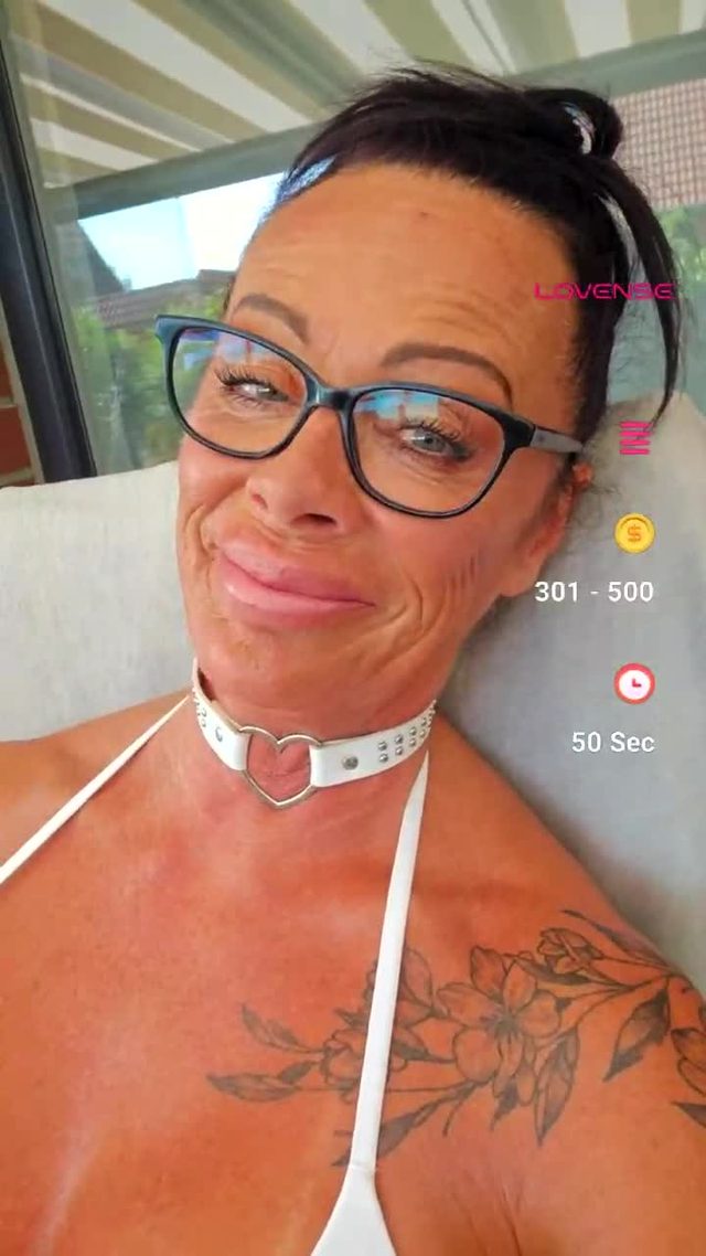 Misses-Cougar — cam show, 2026-07-17 10:54 · Stripchat
