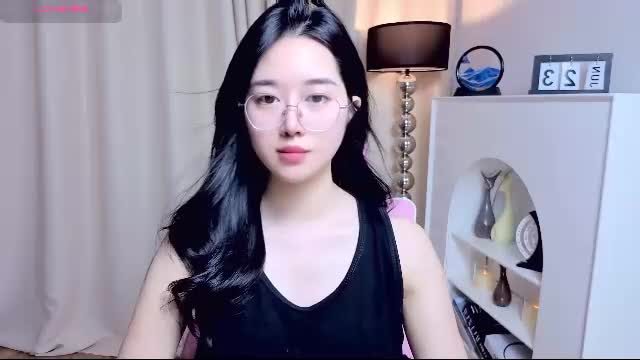 cam clip — miu99999 live on Chaturbate