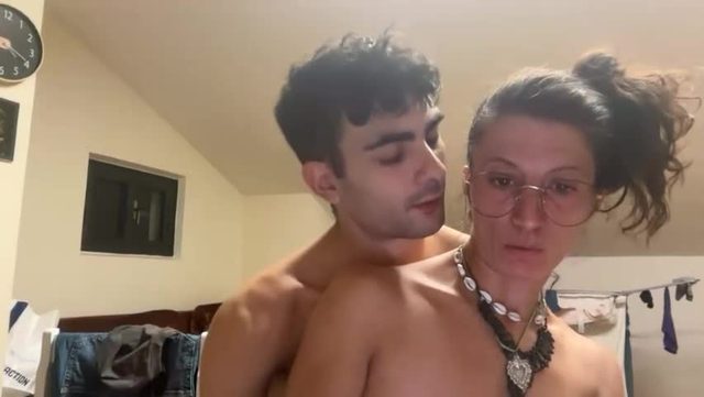 41 min porn cam show — mkpnt00 on Chaturbate