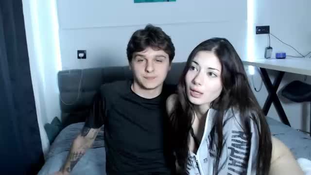 mmkakpoxyi22 live cam show — Couple Chaturbate