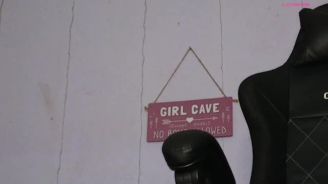 mocha_: webcam show, Chaturbate, 2026-06-27 08:05