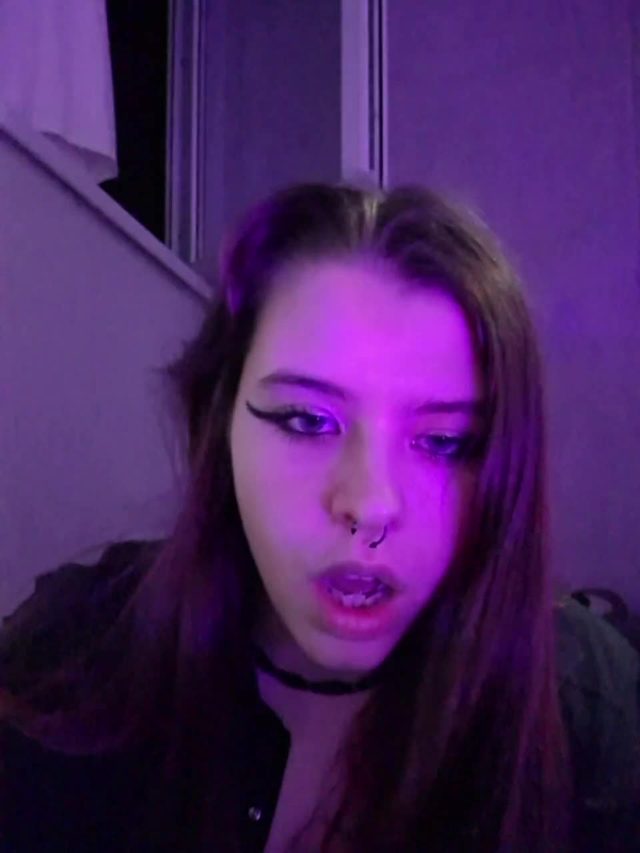 mommyaxfox on Bongacams — webcam session 2026-07-10 02:54