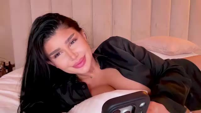moniqueeass — cam clip recorded 2026-10-24 13:58