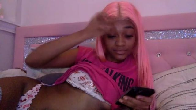 nanaonn — the cam clip from Chaturbate, 2026-07-12 08:53
