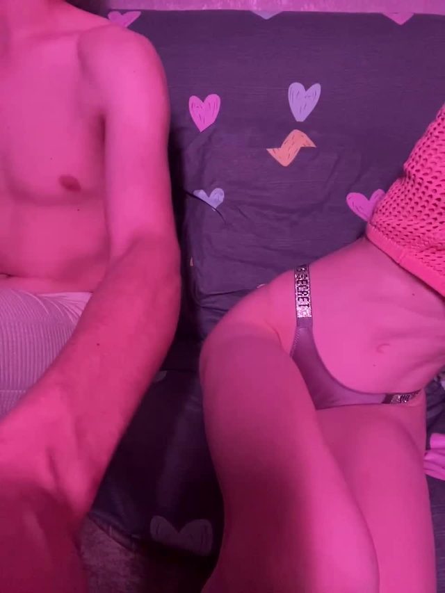 naughtyduo: Couple webcam show on Bongacams