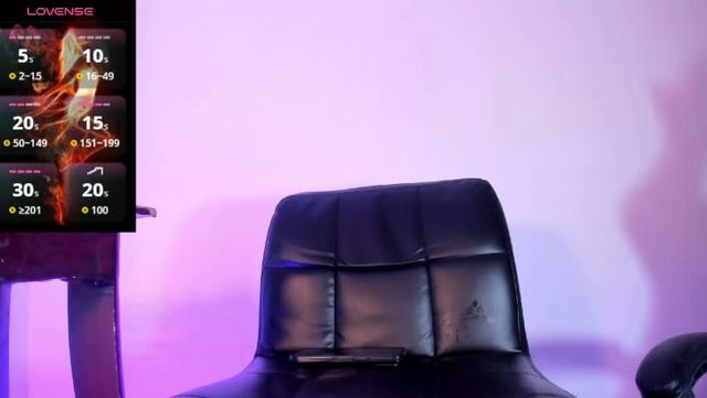 naughtylizeth | cam show video | 2026-05-27 18:23