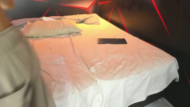 nixandless Chaturbate Couple webcam clip 2026-09-23 00:58
