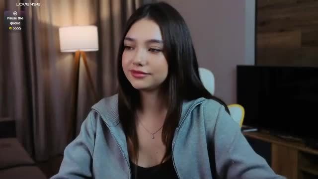 nutshellz Chaturbate cam show 2026-09-19 00:52