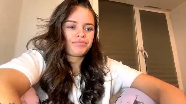 patricknorn: Female webcam session on Chaturbate