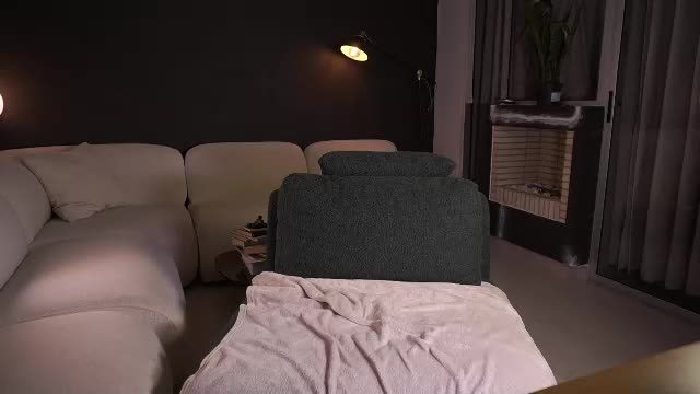paulacora100's live cam show — Chaturbate, 2026-09-29 00:35
