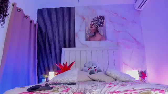 webcam clip — pinky_peach_ live on Chaturbate
