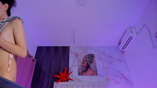 pinky_peach_ Chaturbate live cam session · 20 min