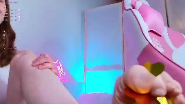 poompoompeach_ | cam stream · Female · 42 min