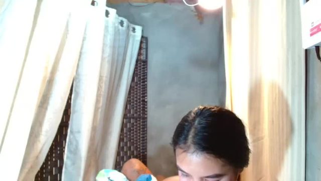 cam video — prettyhotgwen (Chaturbate, 2026-08-28 15:10)