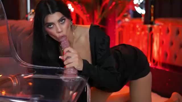 ravennadarcy / porn show / Chaturbate / 2026-06-22 21:49