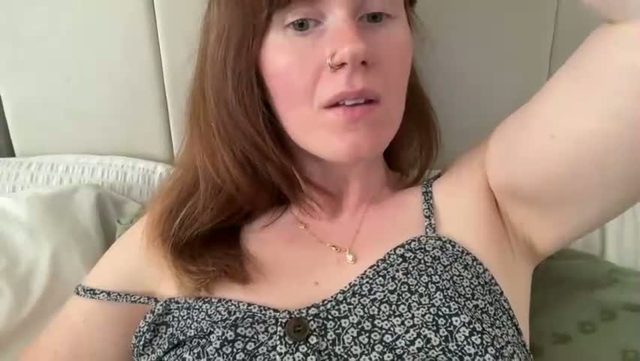 red_head_rosie_69's Chaturbate webcam recording — 2026-09-23 17:28