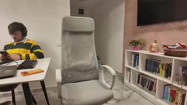 rrr1995 live on Chaturbate — cam rip
