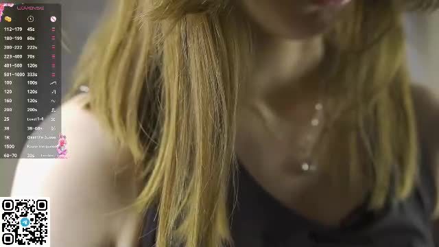 sableartemis Female cam show · 36 min