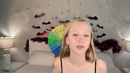 sam_drake cam session (9 min) 2026-10-13 04:48
