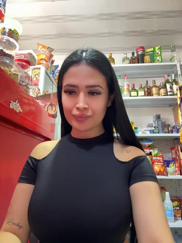 Sara_fun — 9 min webcam show · Female