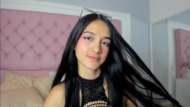 sarahdollss | live cam video Chaturbate 2026-05-27 23:55