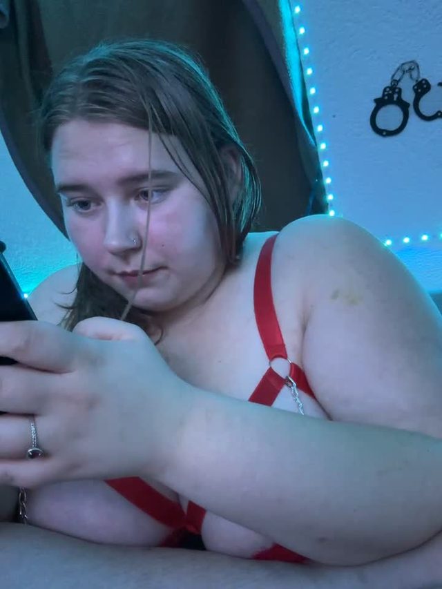 sassi_babe cam clip streamed on Stripchat 2026-10-04 22:31