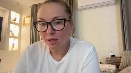 schoolteach's live webcam show on Chaturbate, 2026-10-10 22:34