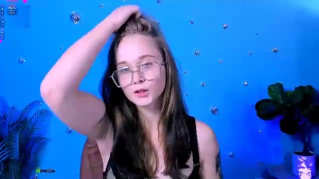 shadow_kiss livestream recording (2026-10-04 01:12, 21 min)