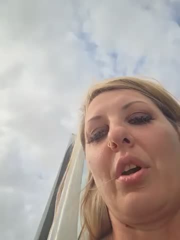SheIsSomething | porn rip · Couple · 93 min