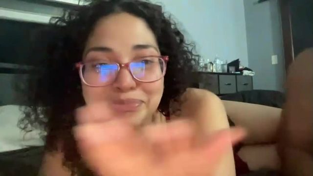 shymom23 broadcasting on Chaturbate — webcam show replay