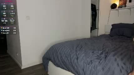 sirena_fox at Chaturbate live cam session 2026-10-15 20:10