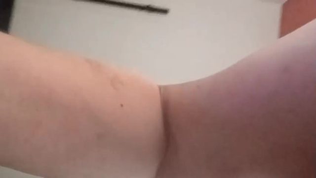 sleekshaft: Couple webcam broadcast on Chaturbate