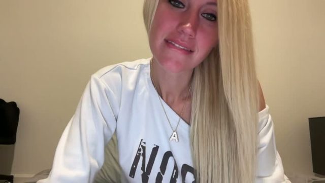 smexxii93 (Chaturbate) recorded webcam show 2026-10-14 03:04