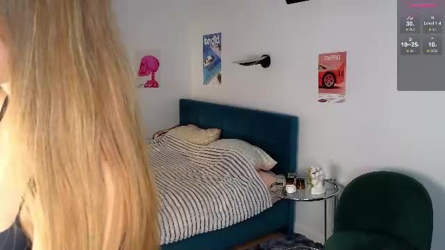 smoothnesss: Female webcam clip on Chaturbate