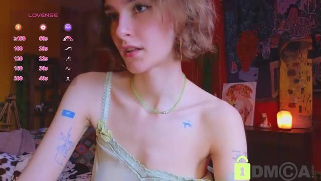 soft_animal broadcasting on Chaturbate — cam video