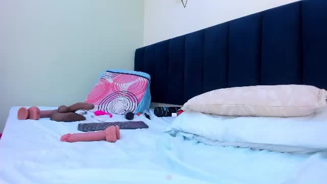 live cam video 2026-09-02 02:44 — sophieturner_mg Chaturbate