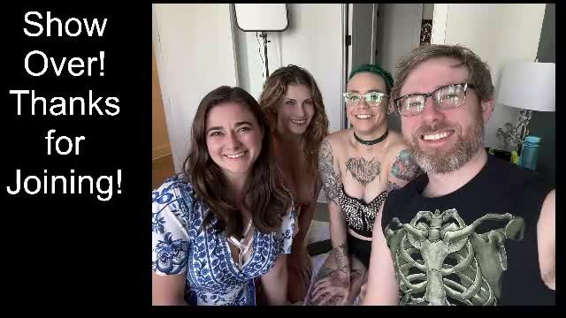 9 min cam show of spaceneighbor (2026-08-25 00:26)