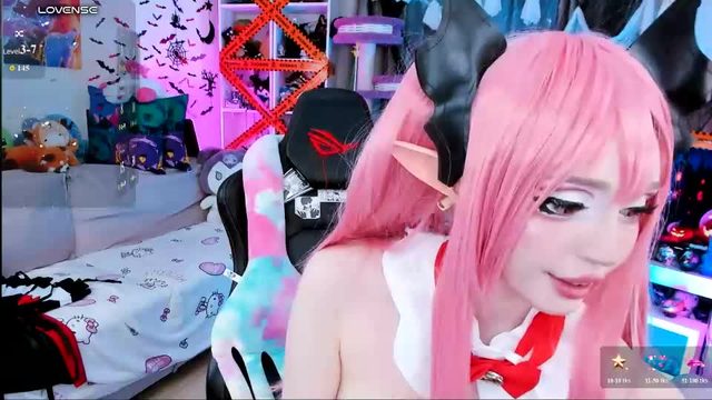 30 min recorded webcam show of _sparkland_ (2026-10-23 02:59)