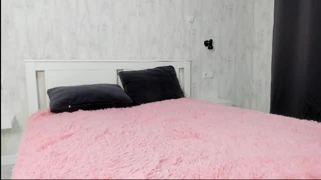 summmer_baby webcam broadcast aired 2026-08-04 23:15 on Chaturbate