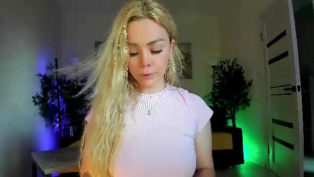 super_peach: live show (2026-06-29 15:00)