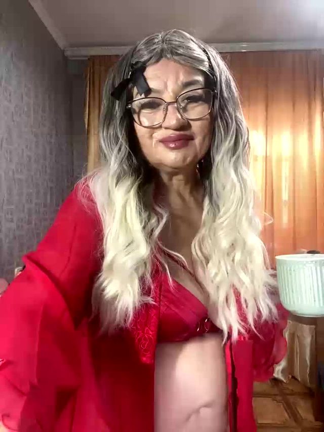 svetikbombochka's recorded cam show from 2026-10-04 12:27