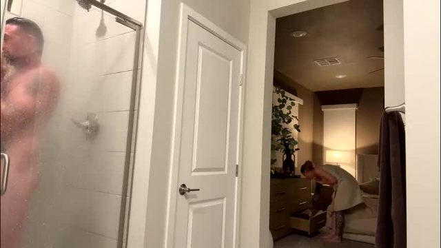 taylorxxxrae: Chaturbate cam broadcast 2026-06-07 05:59