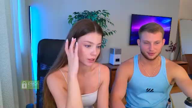 team2fit live show (2026-07-23 09:28) — Chaturbate