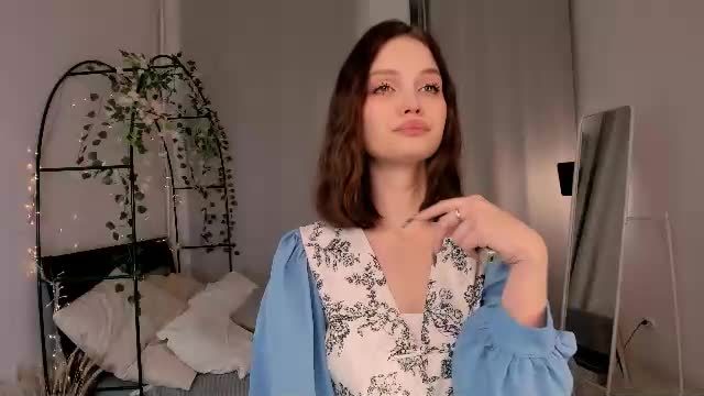Chaturbate tessawelmont recorded webcam show 2026-10-14 19:44