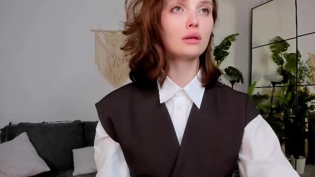 tessawelmont (Chaturbate) streamed cam show 2026-10-18 00:38