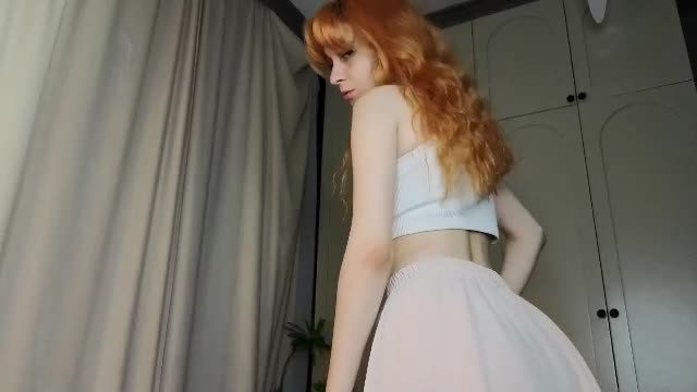tgirlfoxy's live recording (Chaturbate, 2026-08-04 12:31)