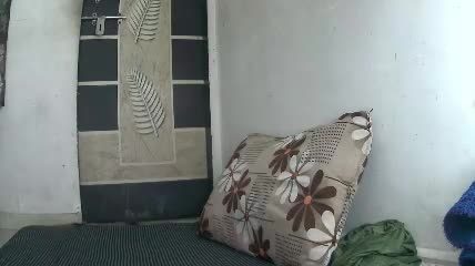 the_right_girl's live cam show · Female 2026-09-11 14:37