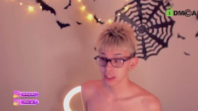 theperfectchemistry live show (2026-10-03 15:46) — Chaturbate