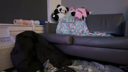 16 min cam session of tobypanda666 (2026-09-08 10:36)